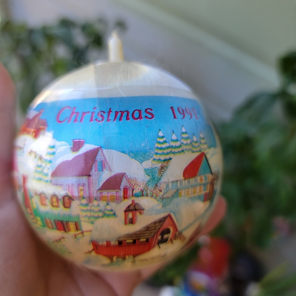Mark Alvin Christmas 1991 Town Scene Satin Annual Ornament Bulb Holiday Tree
